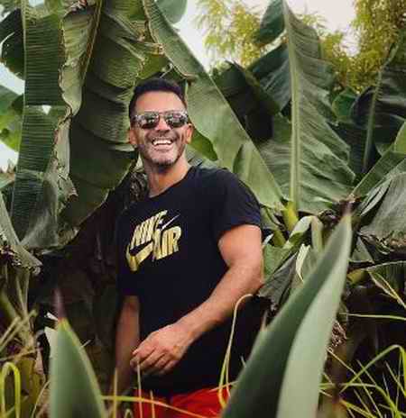 دانلود آهنگ سیروان خسروی قاب عکس خالی